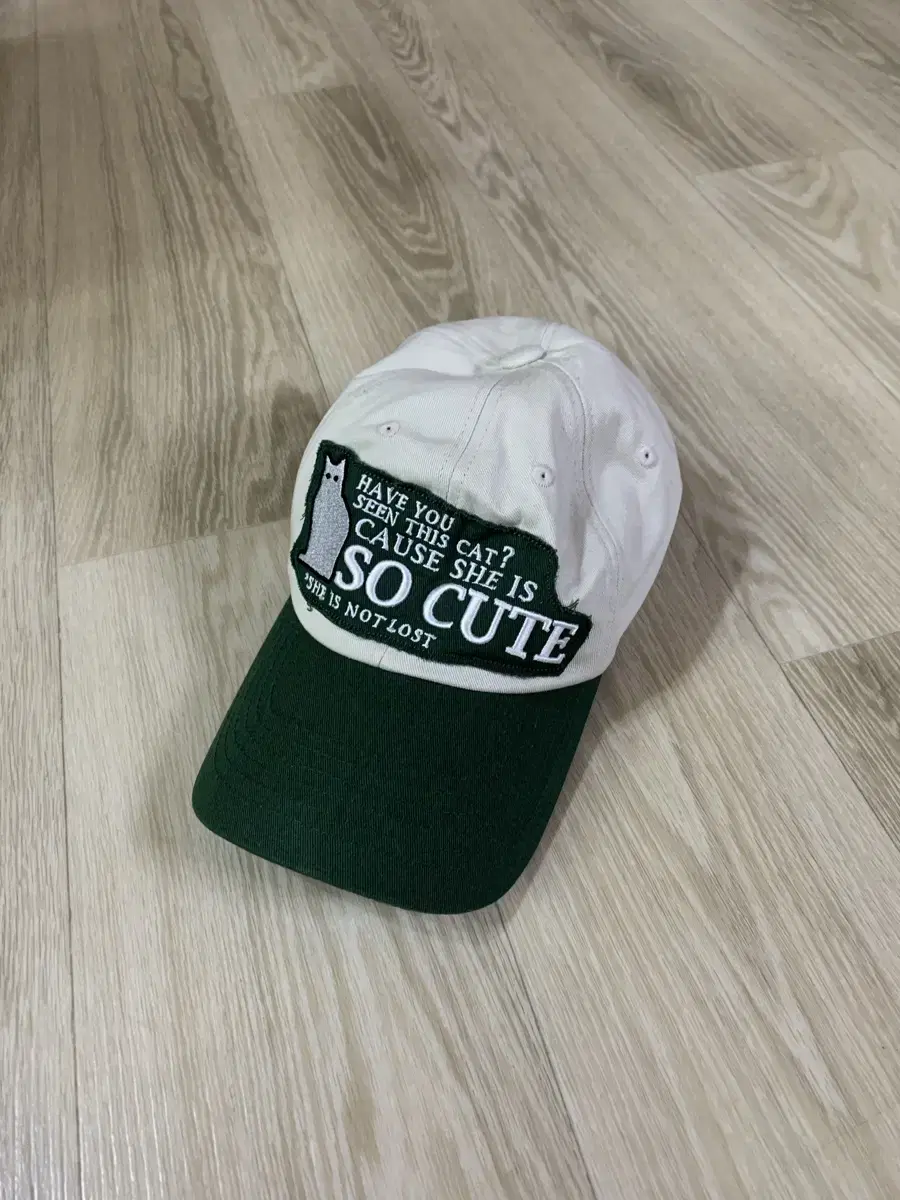 애드오프 CUTE CAT ROOME BALL CAP GREEN FREE